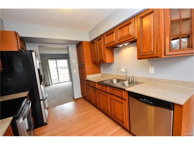 52 Thistledale Court, St Peters, MO 63376