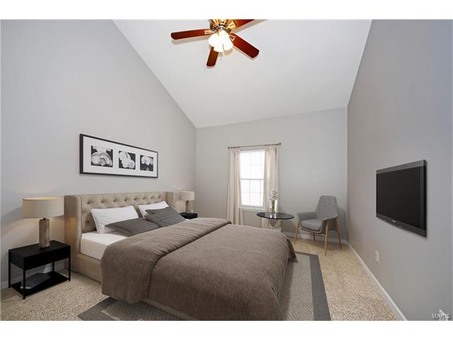 734 Saravalle Drive, St Peters, MO 63376