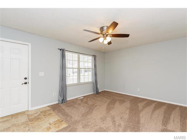 7 Pinon Pine, St Peters, MO 63376