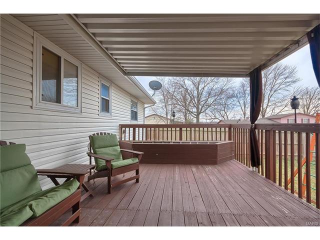 5 Greengage Road, St Peters, MO 63376
