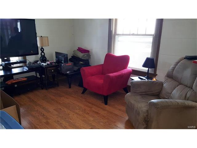 305 East College Street, Troy, MO 63379