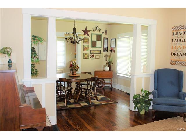 140 5th Street, Troy, MO 63379