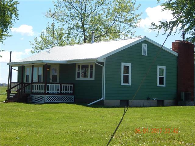 443700 East Union, Vandalia, MO 63382