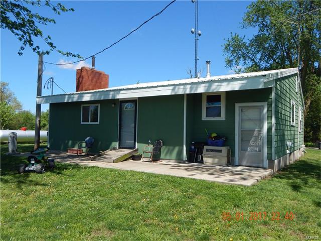 443700 East Union, Vandalia, MO 63382