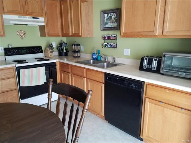 1025 Arlington Court, Warrenton, MO 63383