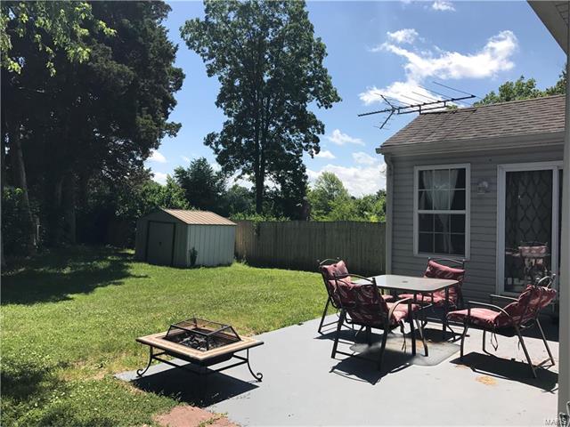 817 West Booneslick, Warrenton, MO 63383