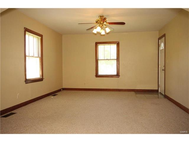 604 Roosevelt Avenue, Warrenton, MO 63383