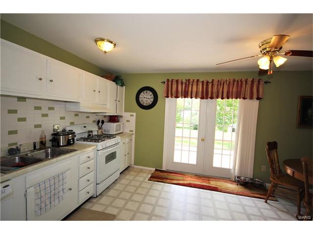 310 Bedford Drive, Warrenton, MO 63383