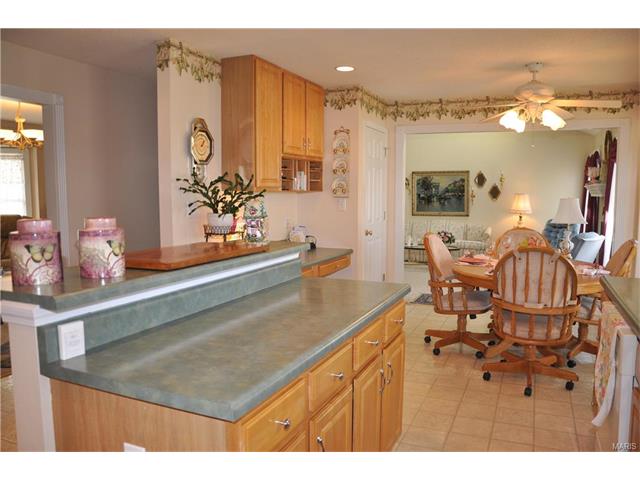 906 Worthington Drive, Warrenton, MO 63383
