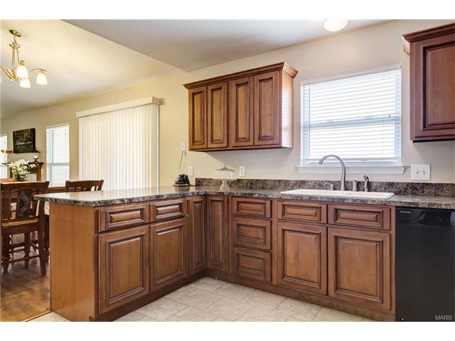51 Eric Hill Drive, Warrenton, MO 63383