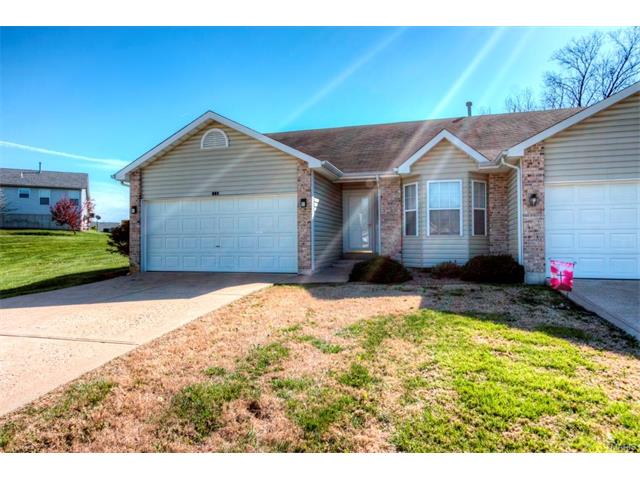 521 Woodview Meadows CT, Wentzville, United States 63385