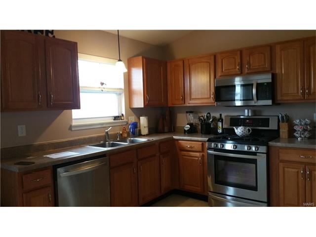 102 Marble Crossing Drive, Wentzville, MO 63385
