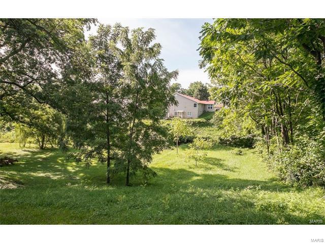 506 West Cherry Street, Winfield, MO 63389