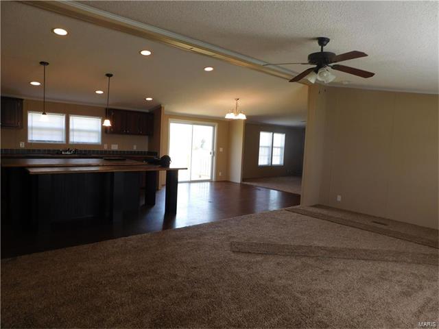 2 Clarence Court, Winfield, MO 63389