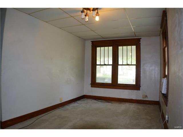 115 South Locust Street, Wright City, MO 63390
