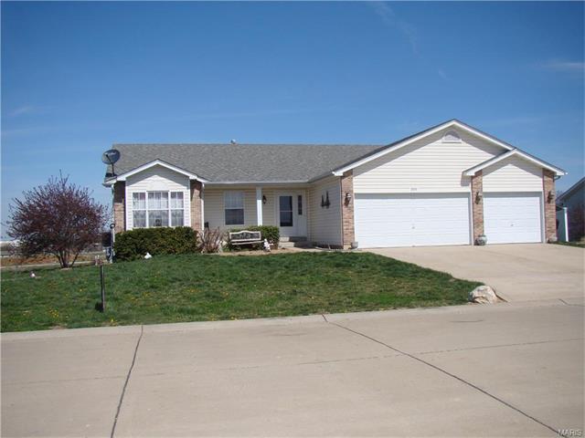 205 Peregrine Drive, Wright City, MO 63390