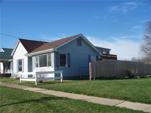 819 Hazel, Hannibal, MO 63401