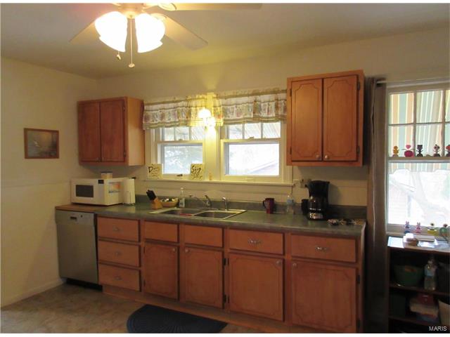 1802 Stuart Street, Hannibal, MO 63401