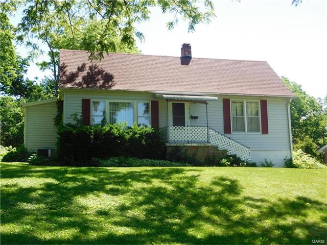 1512 Country Club, Hannibal, MO 63401