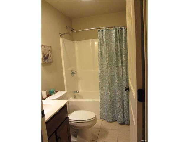 5696 Clear Creek Road, Hannibal, MO 63401