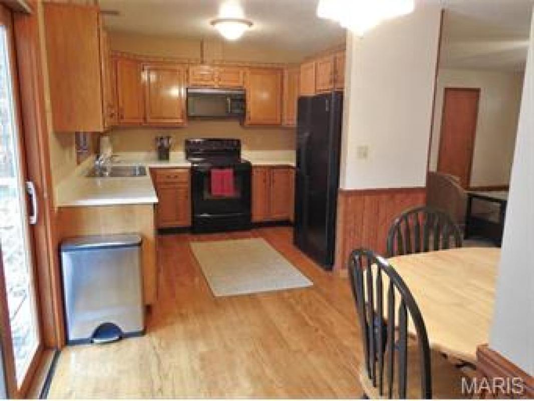 48 Carriage Road, Hannibal, United States 63401
