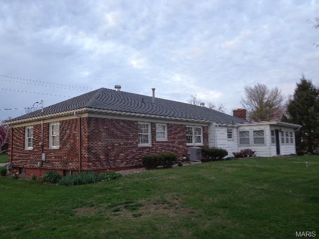 4211 West Ely Rd., Hannibal, MO 63401