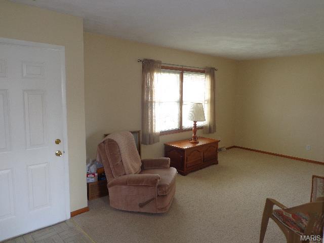 4211 West Ely Rd., Hannibal, MO 63401
