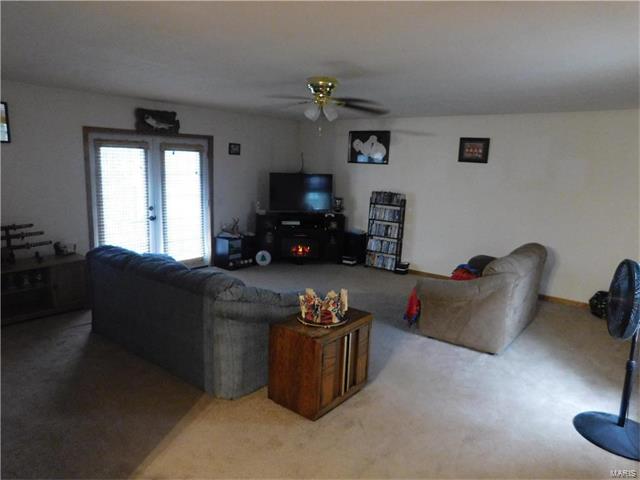 305 N. Center Street, Center, MO 63436