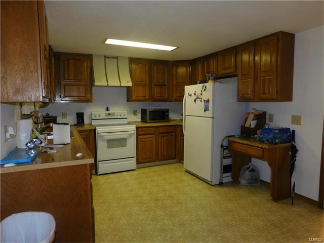 305 N. Center Street, Center, MO 63436