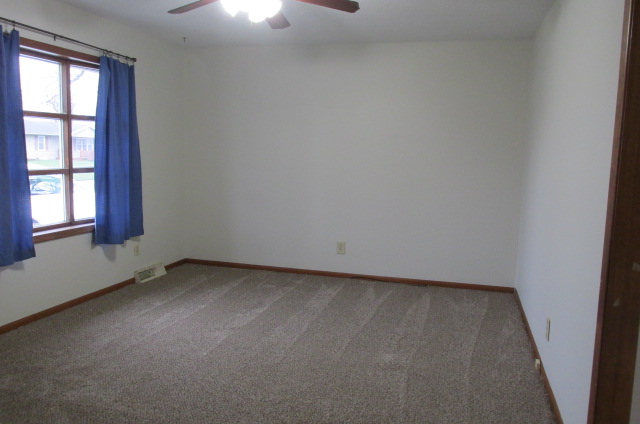 8 Kirkwood Lane, Kirksville, MO 63501