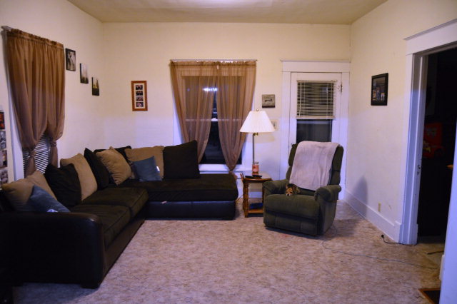 702 E. Bartlett St., LaPlata, MO 63549