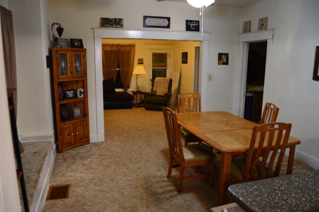 702 E. Bartlett St., LaPlata, MO 63549
