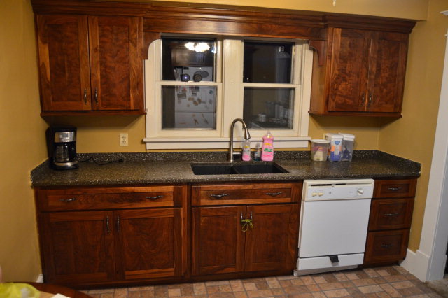 702 E. Bartlett St., LaPlata, MO 63549