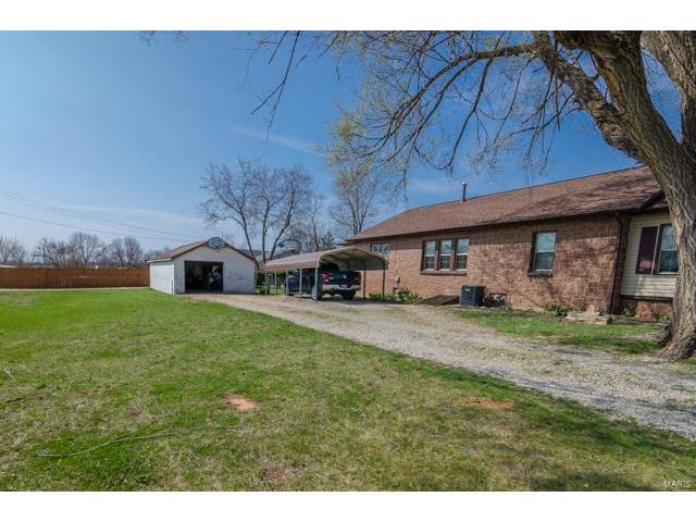 904 East Chestnut Street, Desloge, MO 63601