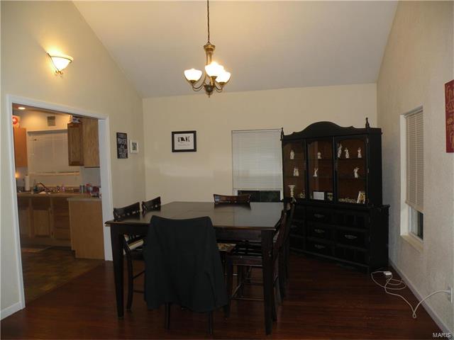 10 West Church Street, Park Hills, MO 63601