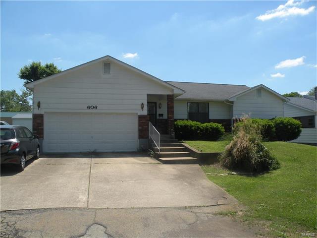 606 Elm Street, Desloge, MO 63601