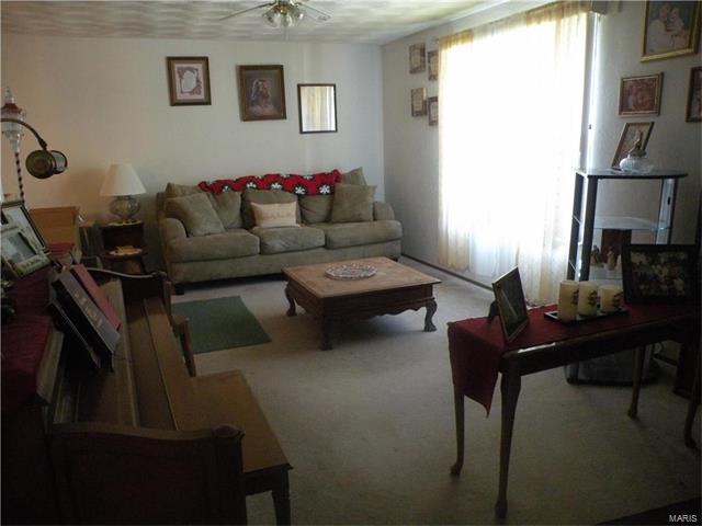 606 Elm Street, Desloge, MO 63601