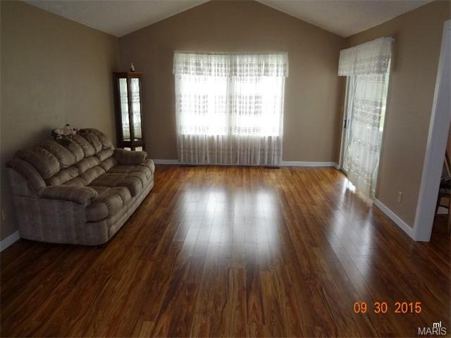 2013 Church Rd, Park Hills, MO 63601