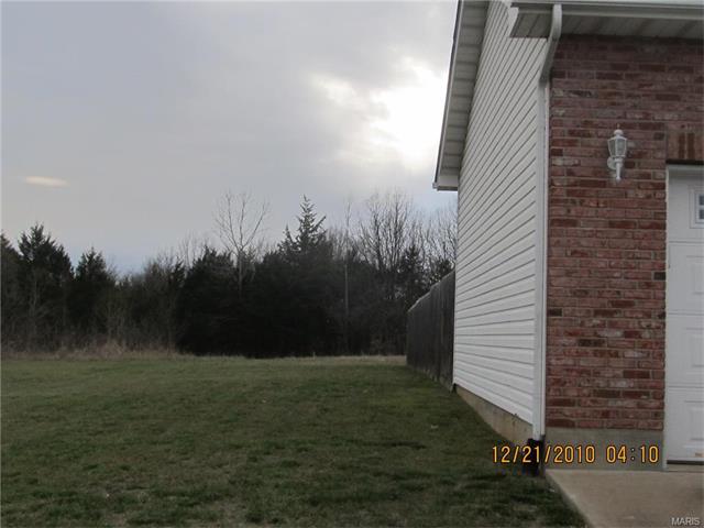 1155 RIVERWOODS, Desloge, MO 63628