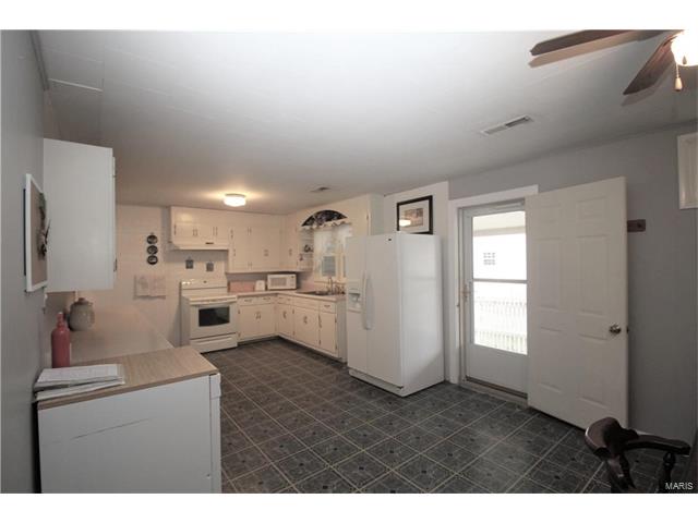 514 Carleton Street, Farmington, MO 63640