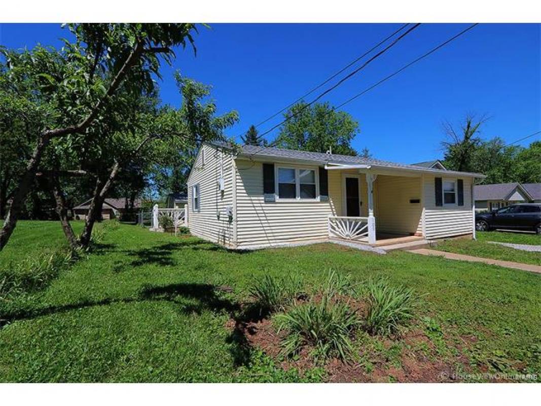 109 Alexander, Farmington, MO 63640