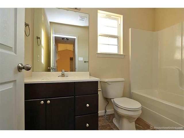 1006 Wolf Creek, Farmington, MO 63640