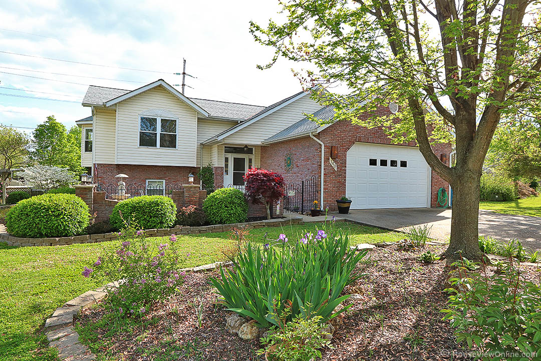 140 Roberts Circle, Farmington, United States 63640