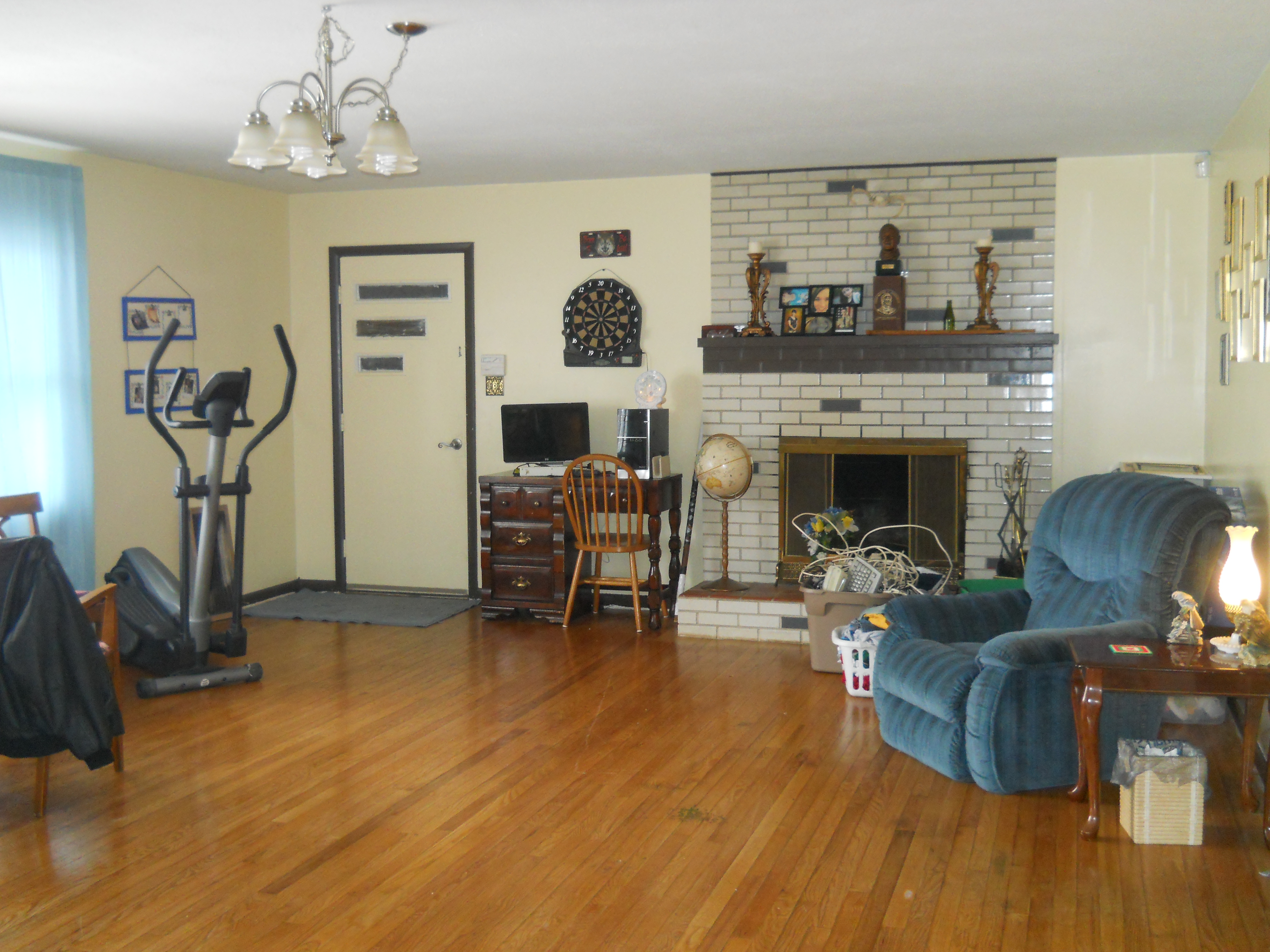957 Hillsboro Rd, Farmington, United States 63640