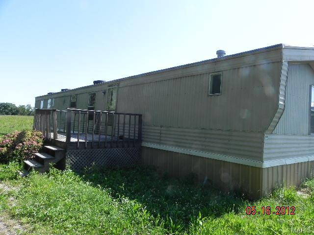 7600 HWY 32, Farmington, MO 63640