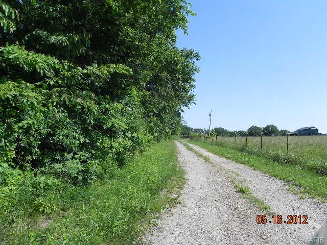7600 HWY 32, Farmington, MO 63640