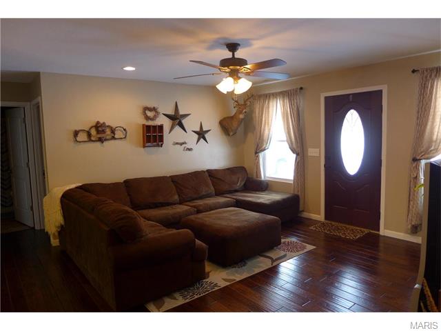 1250 Madison 92106, Fredericktown, MO 63645