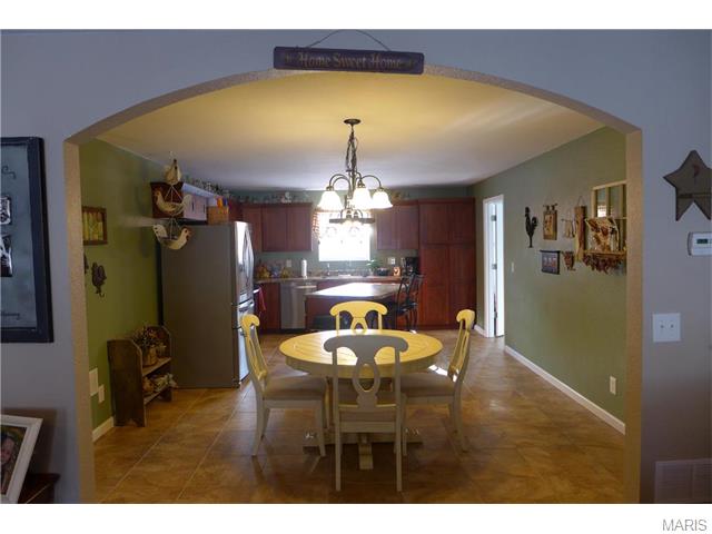 1250 Madison 92106, Fredericktown, MO 63645