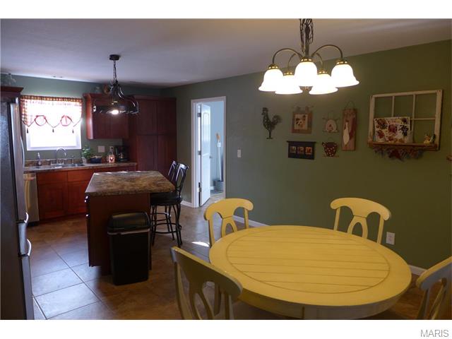 1250 Madison 92106, Fredericktown, MO 63645