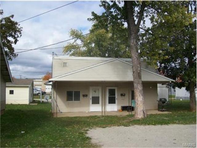106 West College, Fredericktown, MO 63645
